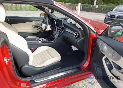 2017 Mercedes-Benz C 300 z USA, uszkodzony, nr VIN WDDWK4JB0HF507393
